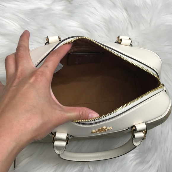 👜‼️SALE‼️🌺MINI BENNETT SATCHEL 9" - Picture 5 of 8